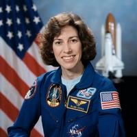 Ellen ochoa